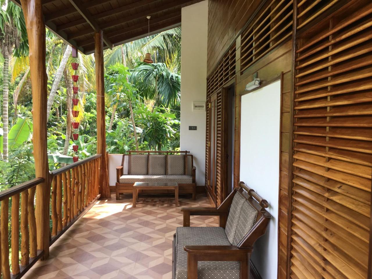 Gold Ocean House Dickwella Exterior foto