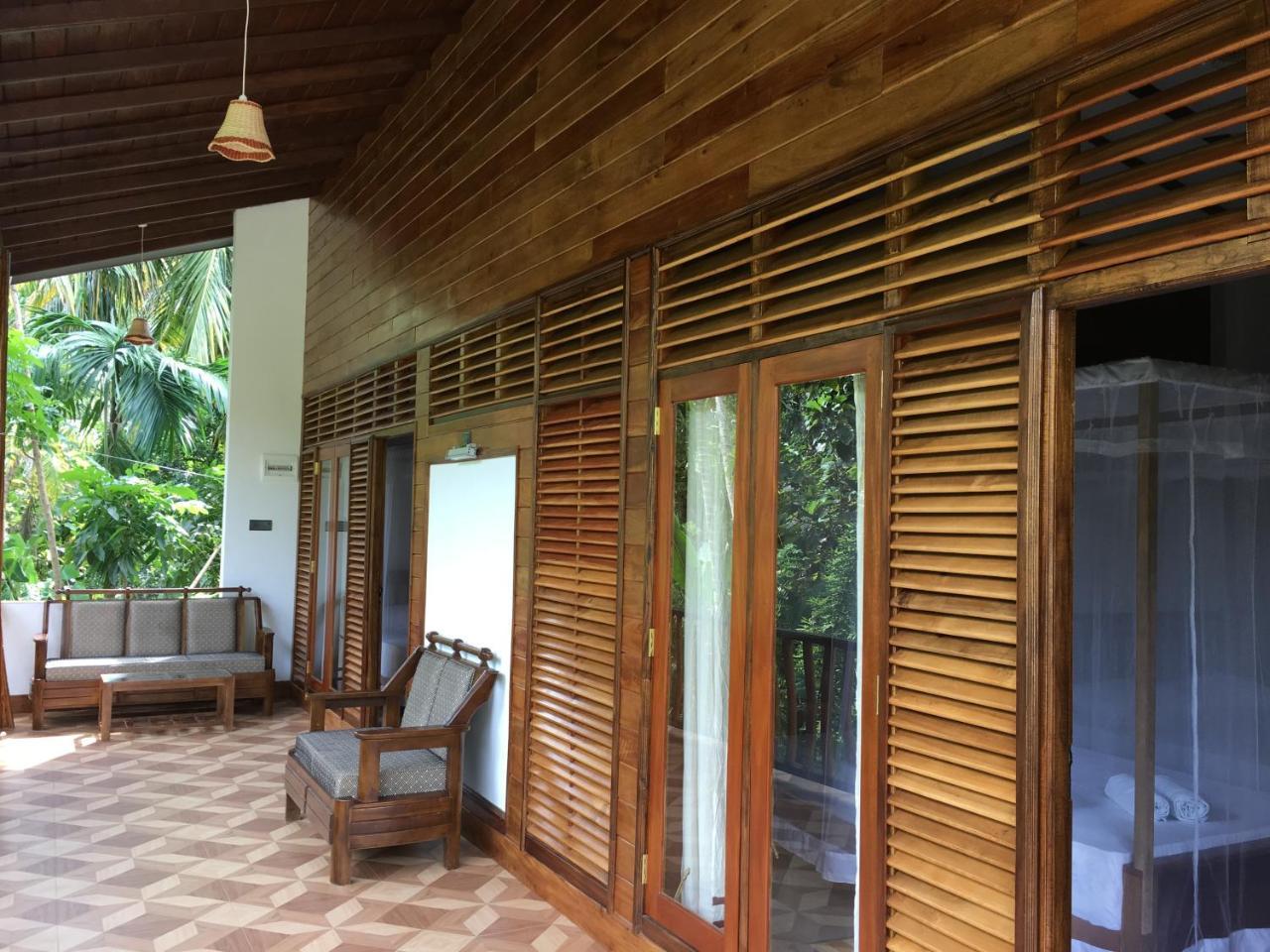 Gold Ocean House Dickwella Exterior foto