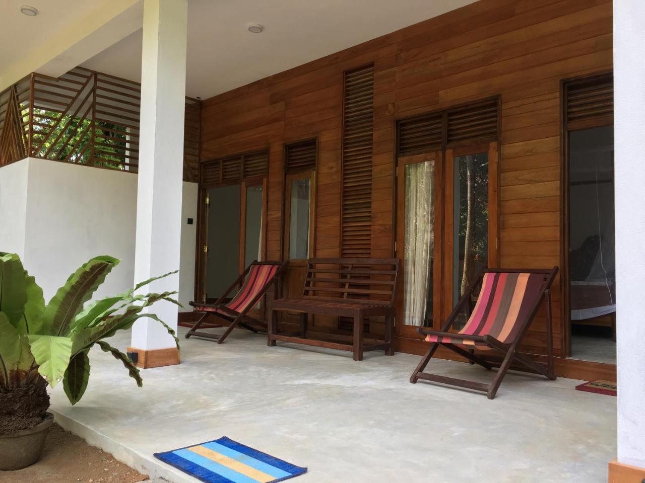 Gold Ocean House Dickwella Exterior foto
